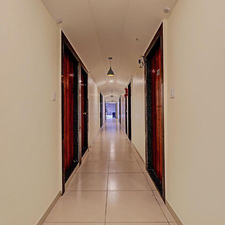 Hotel O Alexa Ahmedabad Luaran gambar