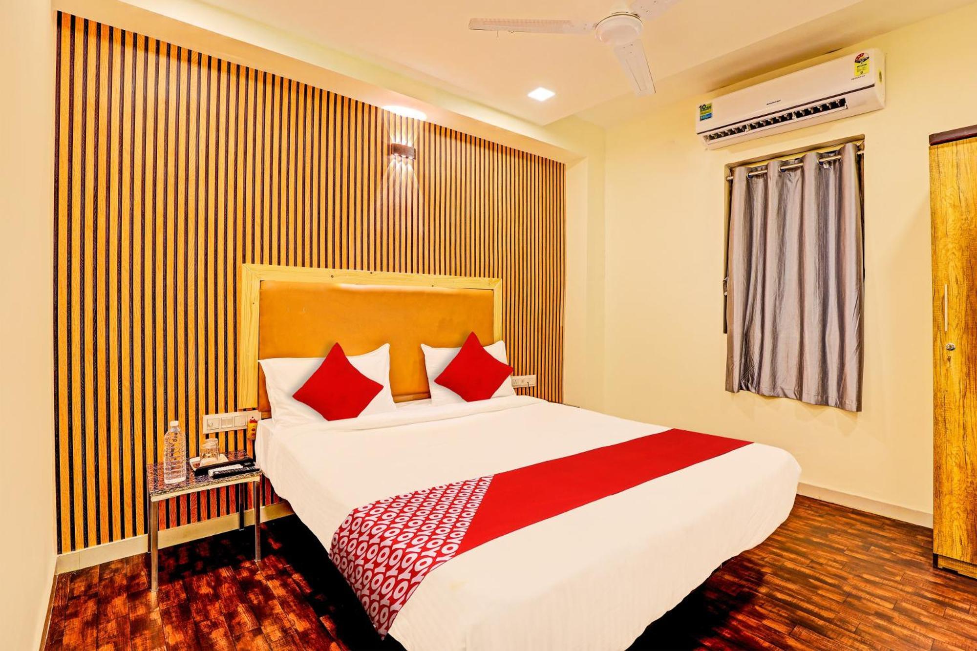 Hotel O Alexa Ahmedabad Luaran gambar